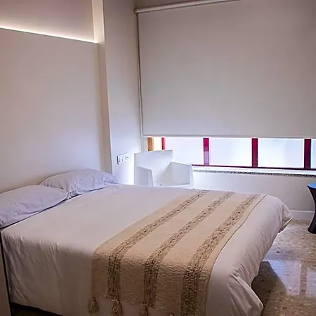 Acolá Hostal