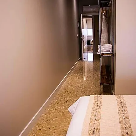 Hostel Acola